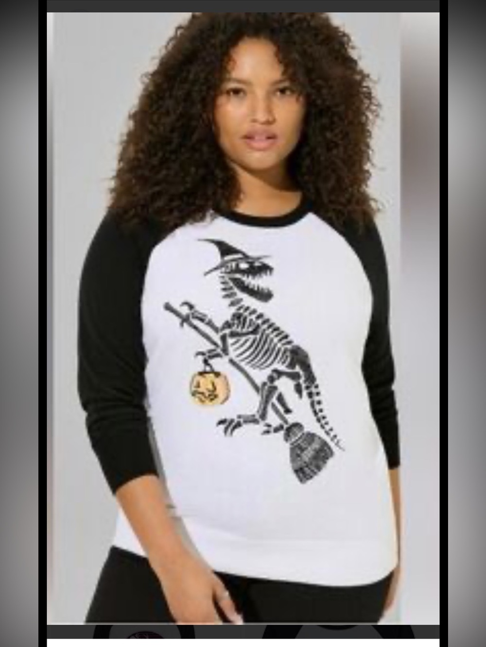 Torrid size 1 1X Black & White Halloween Skeleton Graphic Raglan Sweater
